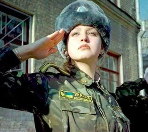 吃瓜爆料乌克兰女兵