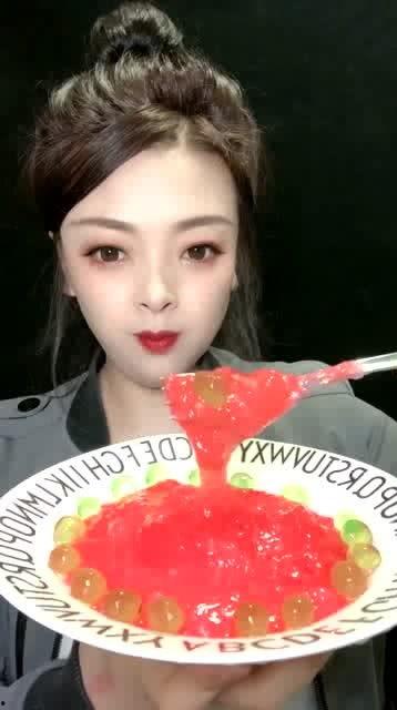 娱乐吃瓜酱小姐姐是谁